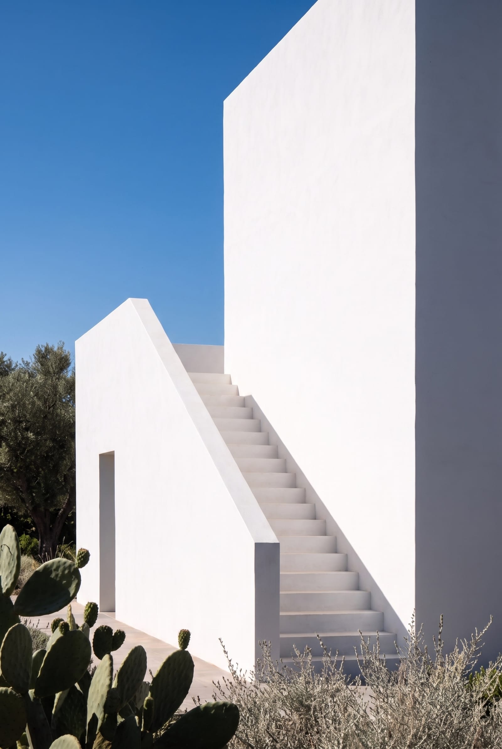 The exterior stair